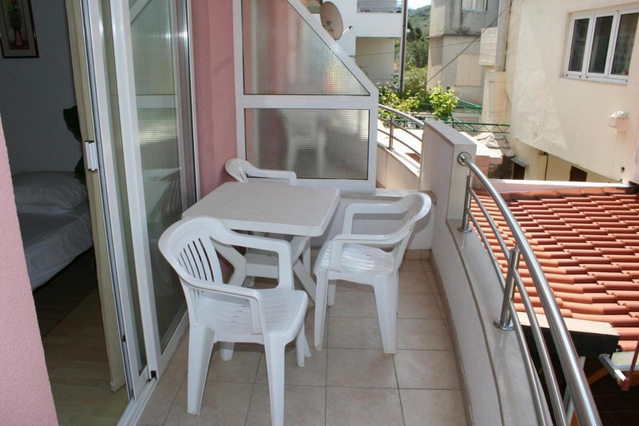 Apartments By The Sea Promajna, Makarska - 2673 Exterior foto